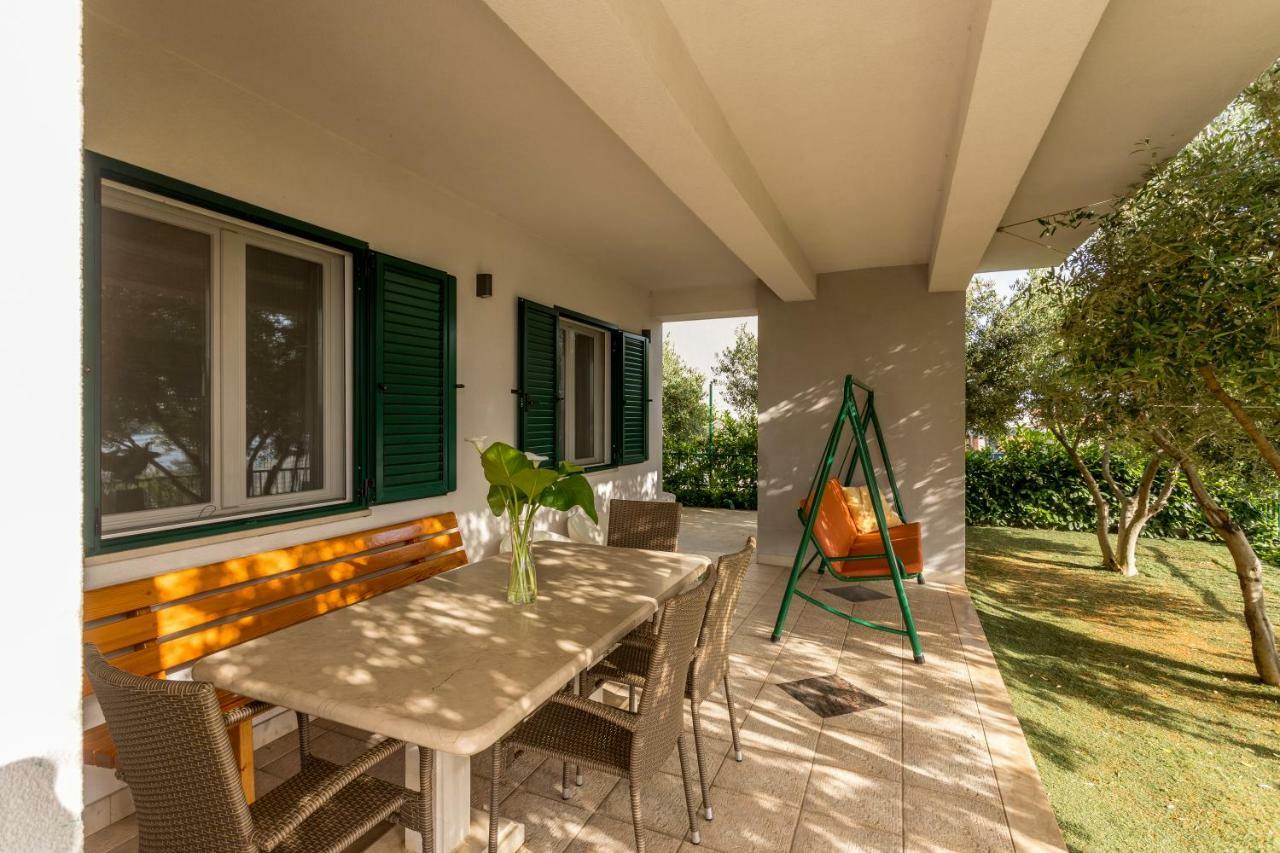 Villa Rogoznica Exterior photo